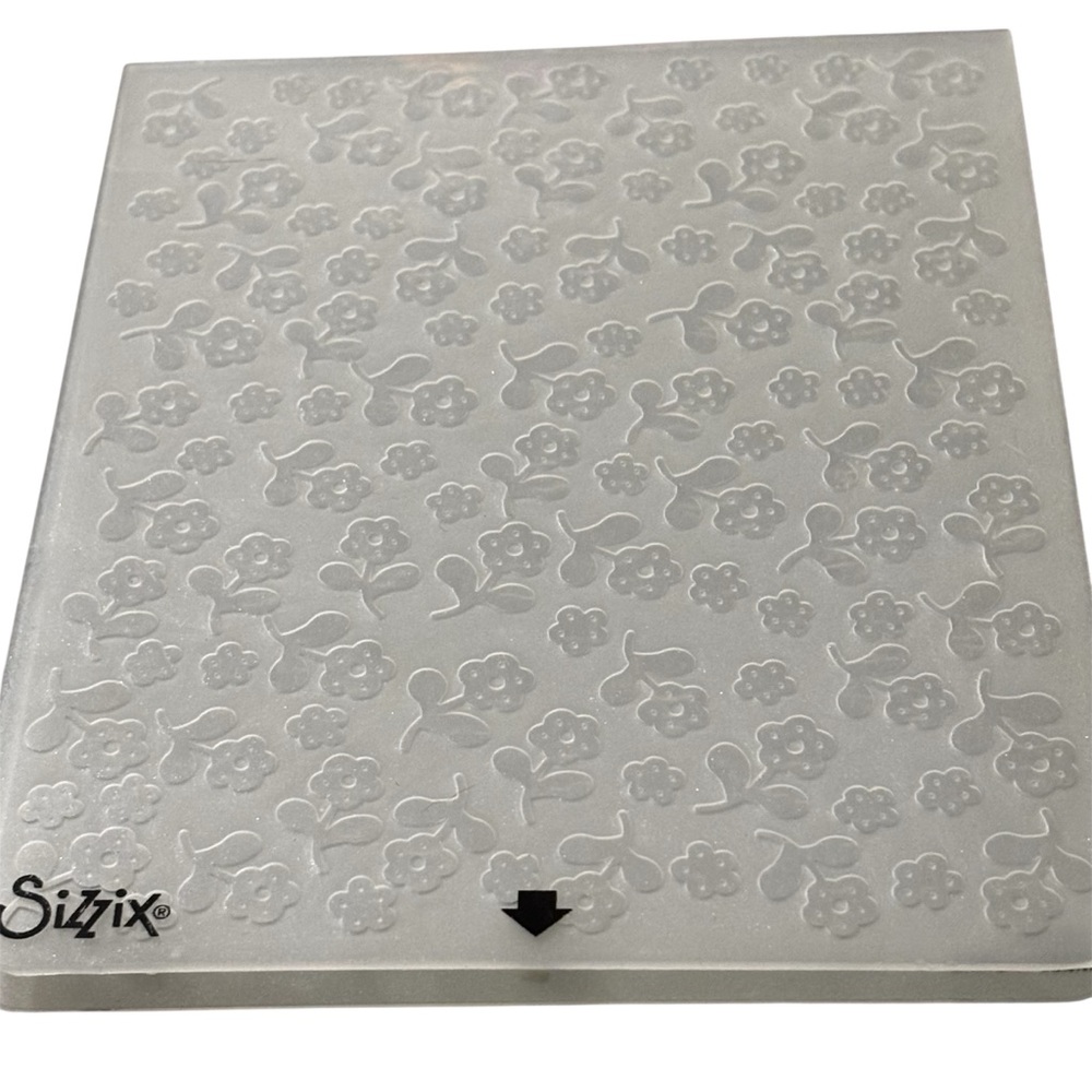 This is a Sizzix Sizzlits Die Cupcake with Floral, Thank You embossing folders - Picture 7 of 7
